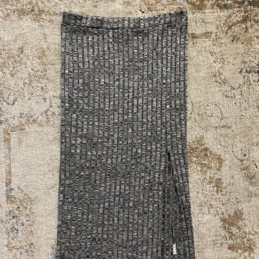 BUNDLE! Pencil skirts Size Small - Picture 6 of 9